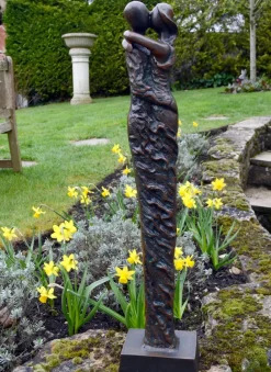 Bronze Forever Love Modern Statue - 63cm Garden Sculpture