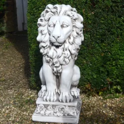 Royal Lion Antique Stone Garden Statue